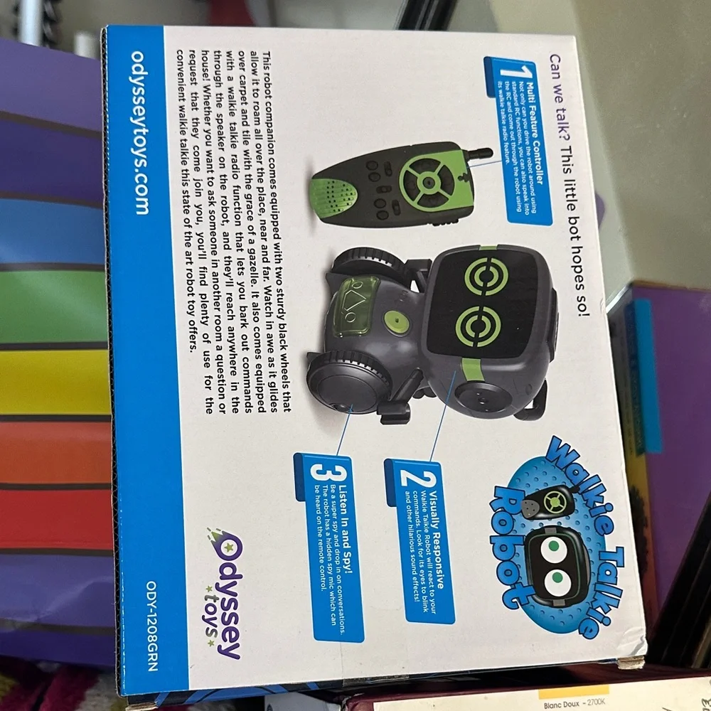 Odyssey Green Interactive RC Robot